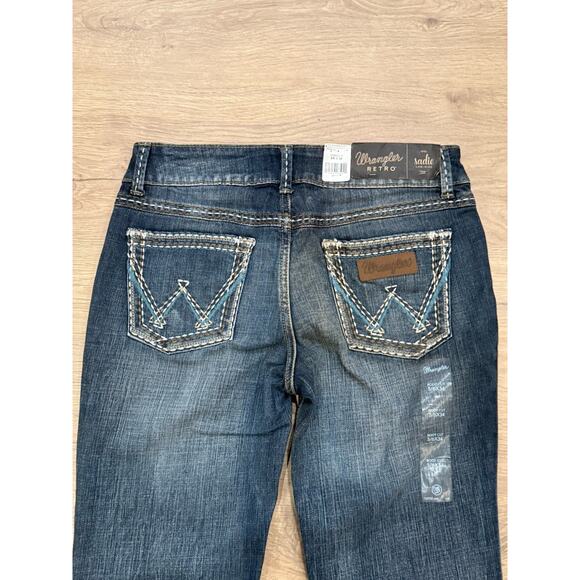 New With Tags Wrangler Women's Retro Sadie Low Rise Boot Cut Jean Blue - Picture 8 of 9